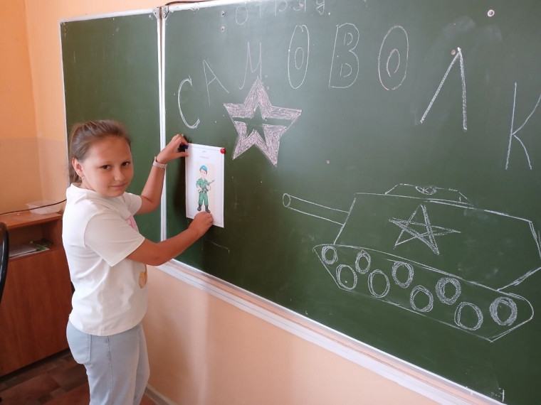 Старт второго потока пришкольного лагеря.